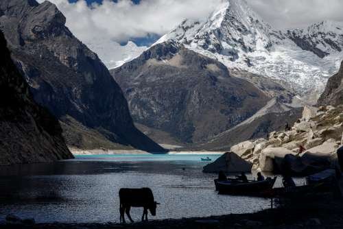 Increible vista de la laguna Parón