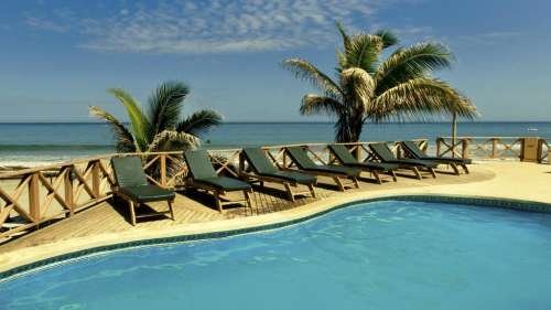 piscina al aire libre-Hotel Mancora Beach Bungalows