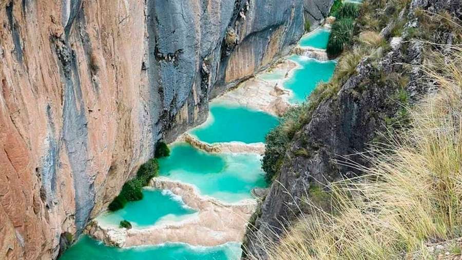 Excursión a las Aguas Turquesas de Millpu